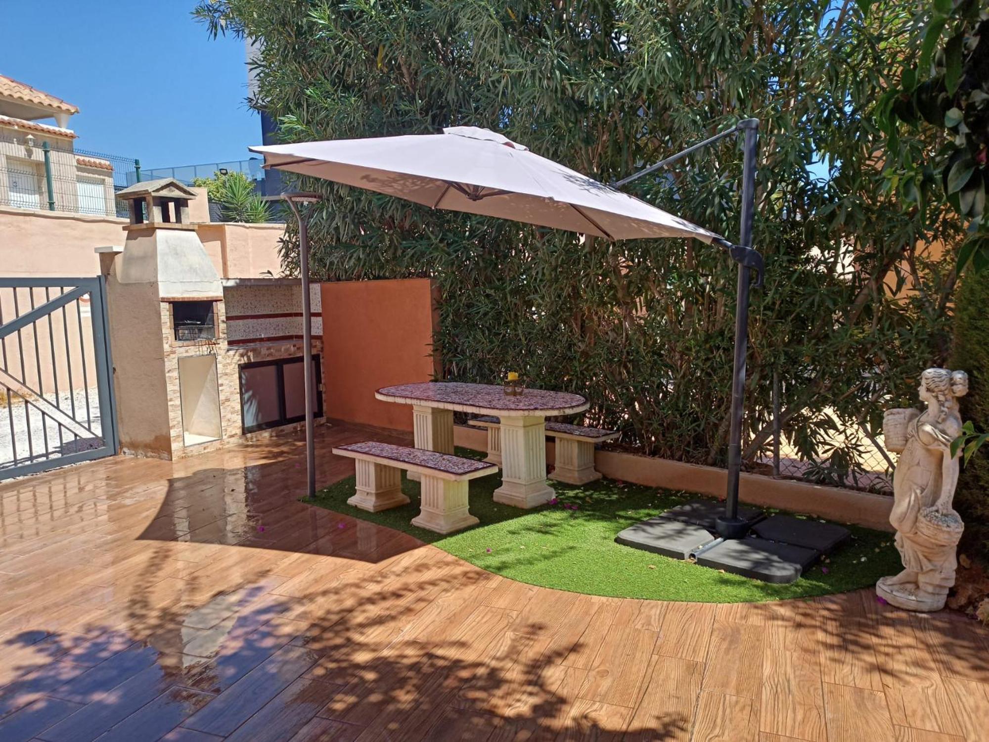 House Laguna Roja With Sun Terrace 또레비에하 외부 사진